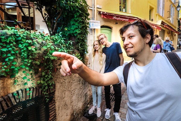 Un greeter dévoile les coins secrets de Cannes