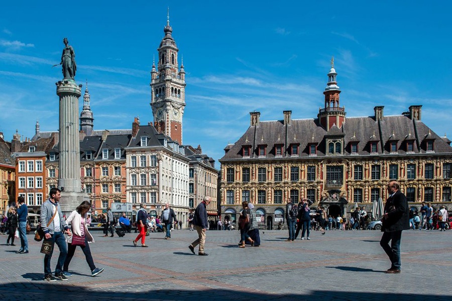 Grand Place et Beffroi de Lille © FFG