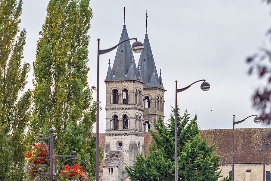 Collégiale Notre Dame © Citastudiophoto