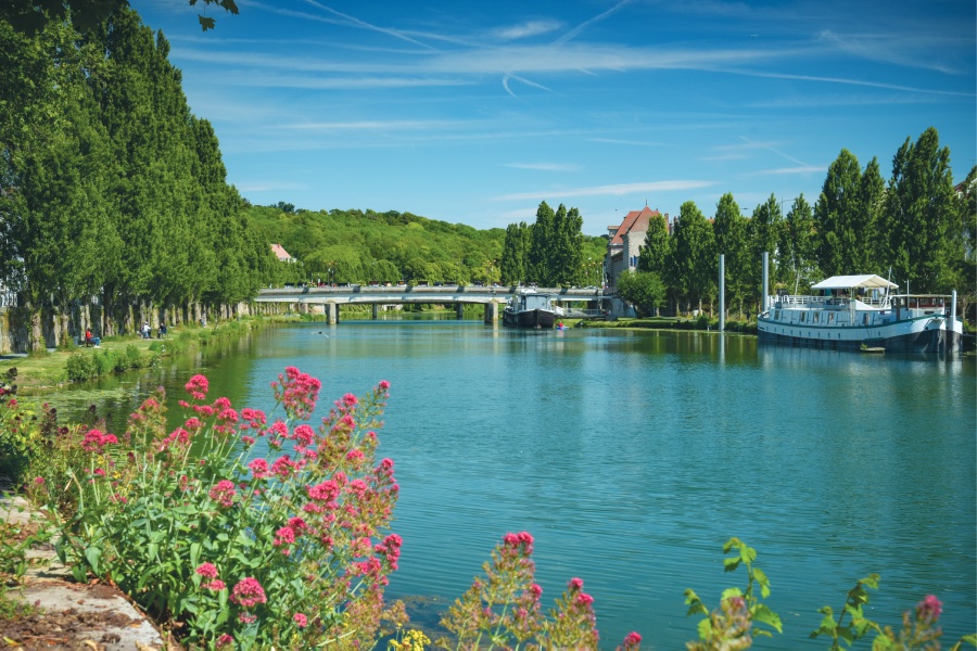 Bords de Marne, Melun © Citastudiophoto